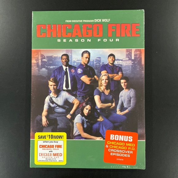 NEW: Chicago Fire - The Complete Fourth Season - Picture 1 of 3